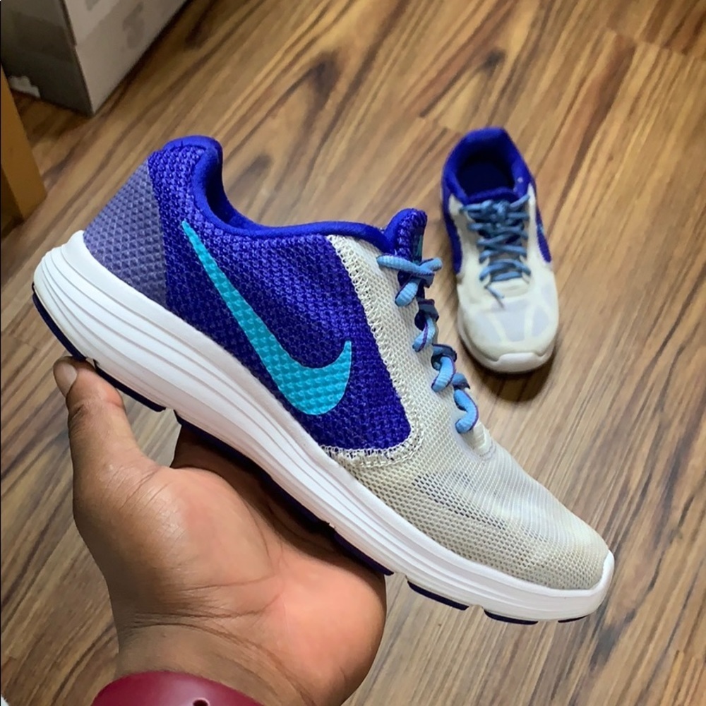 Nike Revolution 3 WMNS